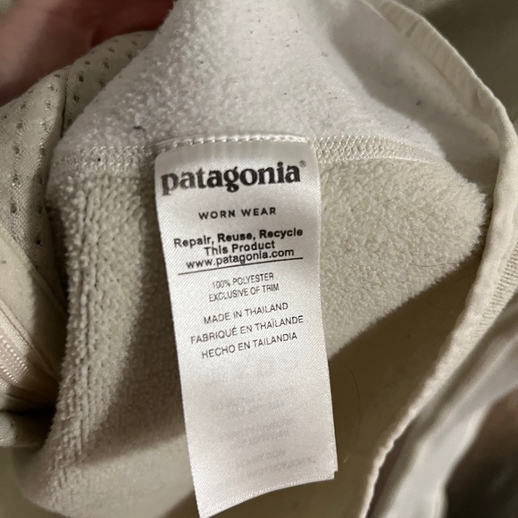 Patagonia Cream Fleece Jacket - Picture 4 of 5